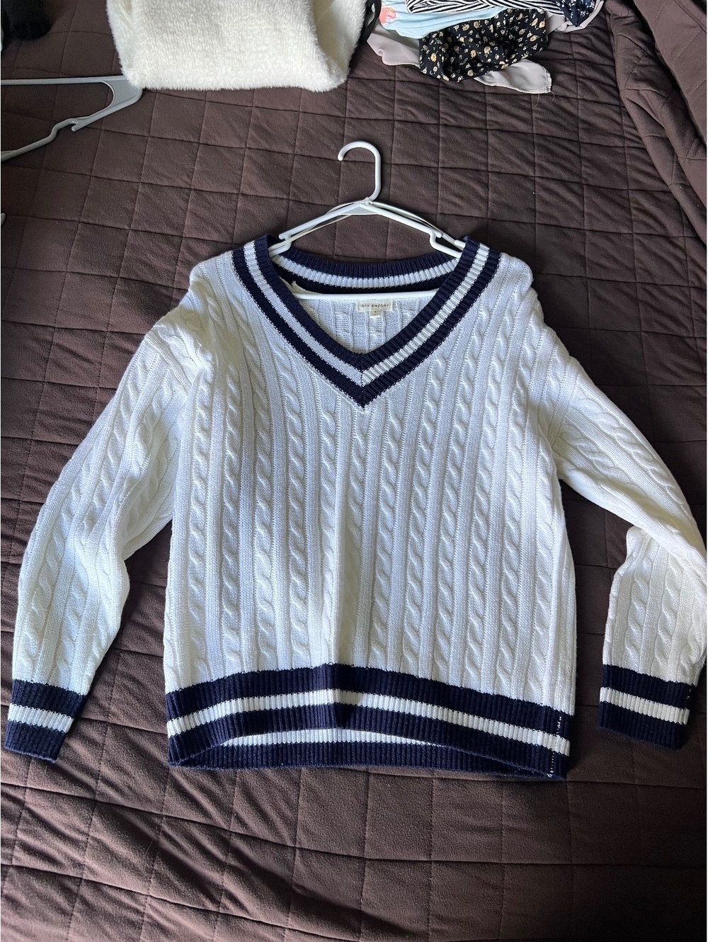blu pepper White Cable Knit V-Neck Sweater with Navy Stripes